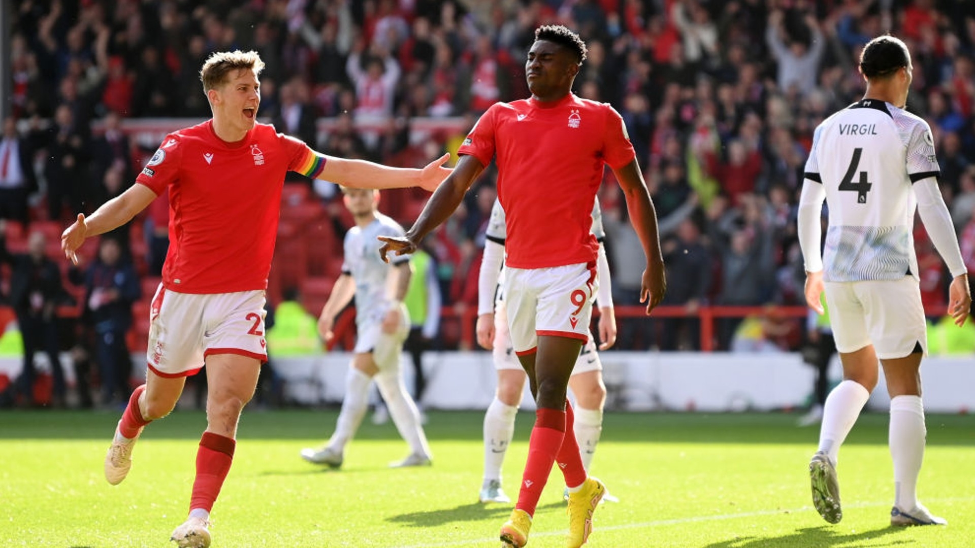 通过增加比 通过增加比