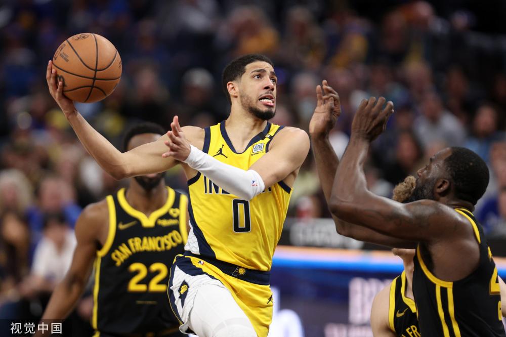 的激烈竞争 的激烈竞争